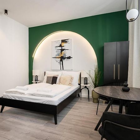 R6 - Boutique Apartments, Best Location By Bqa Будапеща Екстериор снимка
