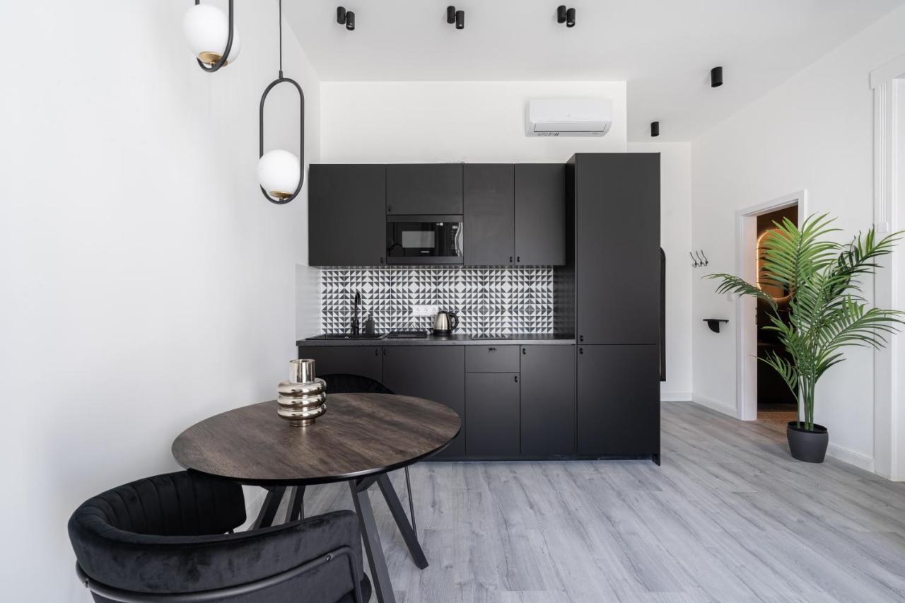 R6 - Boutique Apartments, Best Location By Bqa Будапеща Екстериор снимка