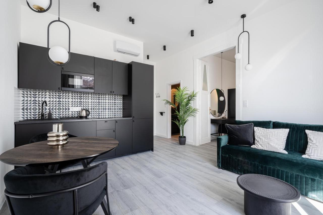 R6 - Boutique Apartments, Best Location By Bqa Будапеща Екстериор снимка